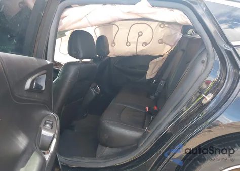 2017 Chevrolet Malibu 1Lt из США, поврежденный, VIN 1G1ZE5ST0HF148129